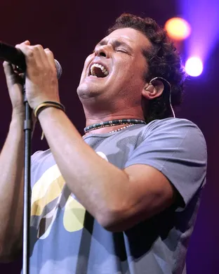 Carlos Vives Fairfax