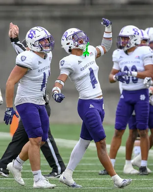 Holy Cross Crusaders Football Washington
