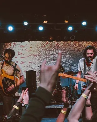 Mo Lowda and The Humble Washington